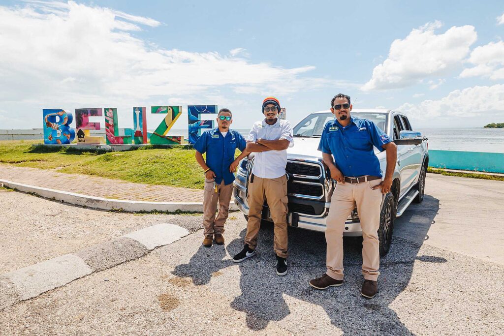 darah travel staff drivers | Darah Transfer & Tours